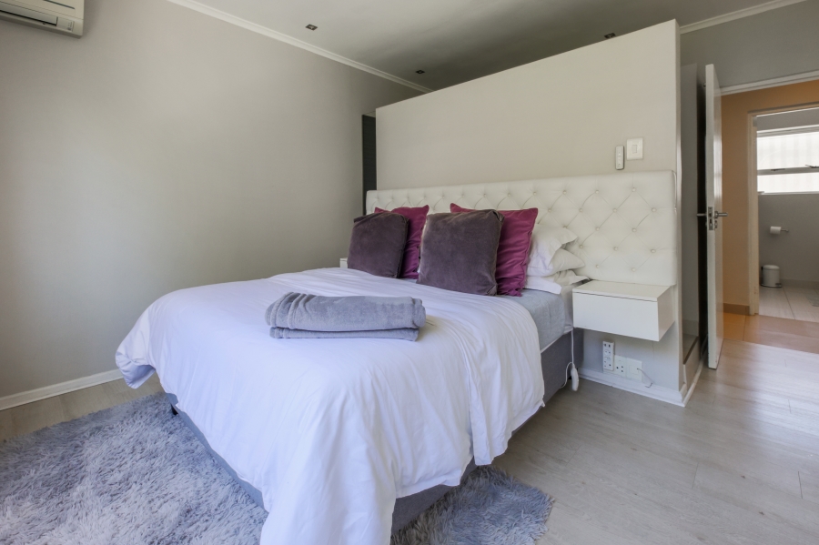 To Let 2 Bedroom Property for Rent in Sea Point Western Cape